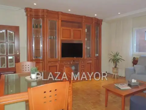 Piso en calle de las Cañas