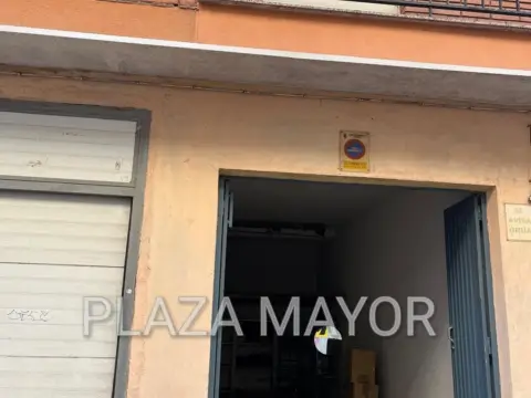 Garaje en calle de la Gardenia, 10