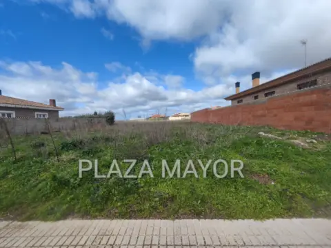 Terreno en calle Clavijal