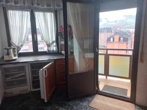 Piso en calle Constantino Tenor - Zona Ibaiondo - Bilbao