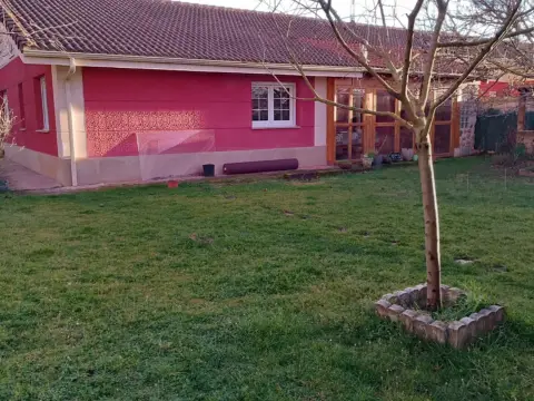 Chalet en calle de la Fuente