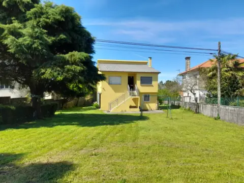 Casa en calle Cruce Sesmonde, nº 42