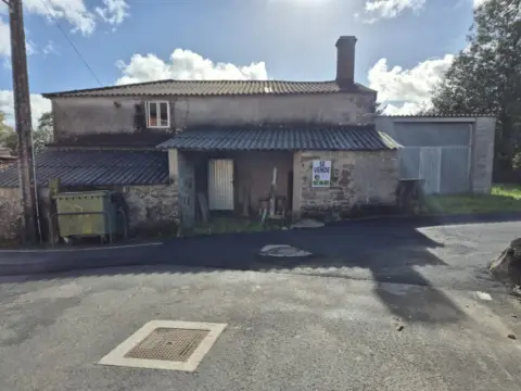 Casa en Rúa Camiño Gorxa