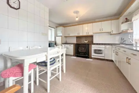 Casa en calle Carroipaz