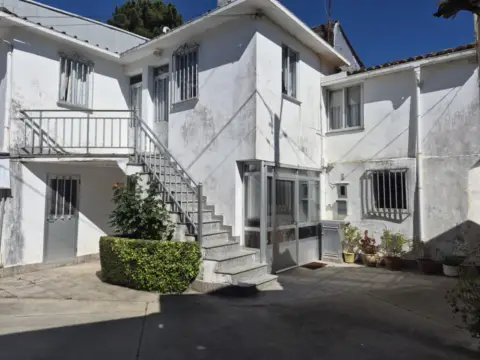 Casa en calle Lugar Bando