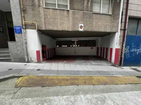 Garage in calle del Castrillón, 6