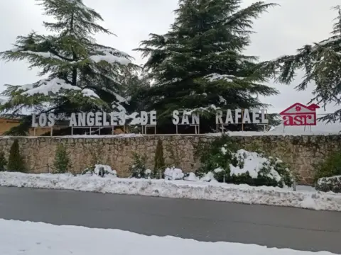 Chalet en calle Belgica, 812