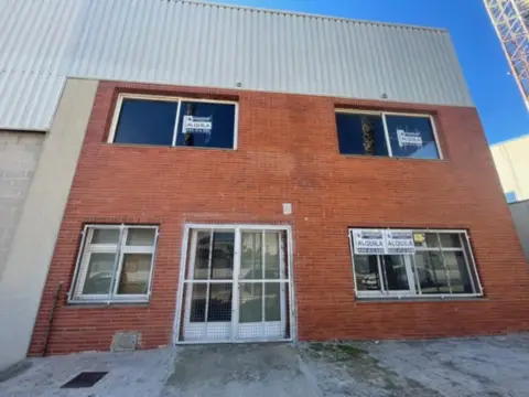 Nave comercial en calle Dublín, nº 58