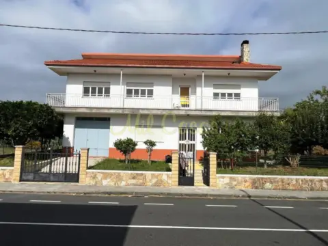 Casa en calle Pontenafonso