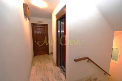 Piso en calle de Pintor Xenaro Carrero