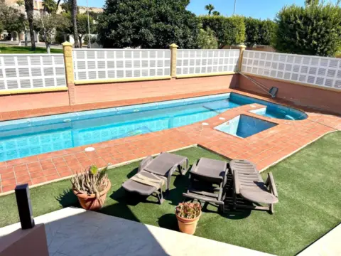 Chalet en Almerimar