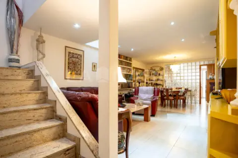 Casa pareada en L'Hostal-Lledoner