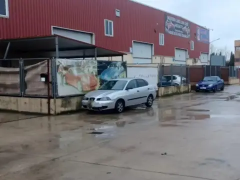 Nave industrial en calle de Francisco de Medina Mendoza