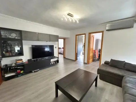 Piso en calle del Obispo Bartolomé Espejo