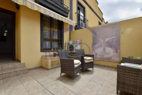 Casa en calle Las Chafiras