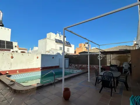 Chalet unifamiliar en calle Andaluz