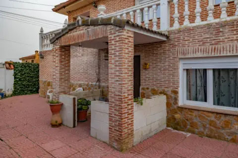 Chalet unifamiliar en Casarrubios del Monte
