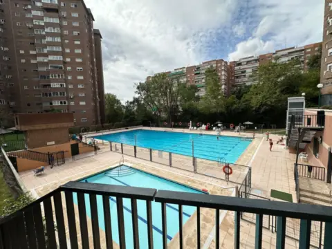 Piso en calle de Santiago de Compostela