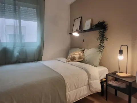 Habitación en calle Pintor Picasso, 60