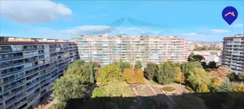 Ático en calle Hilados