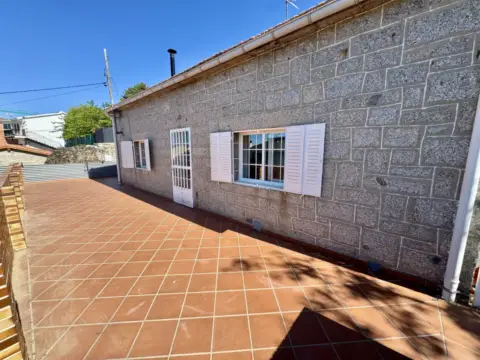Chalet unifamiliar en calle de la Cuesta