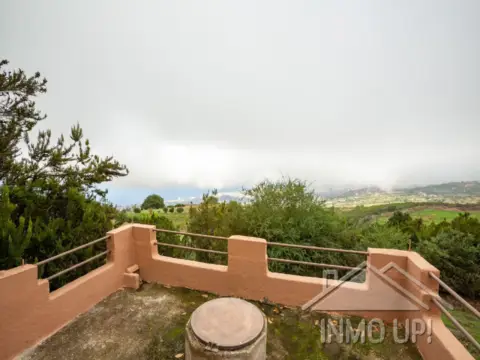 Chalet rústico en Carretera de las Llanadas