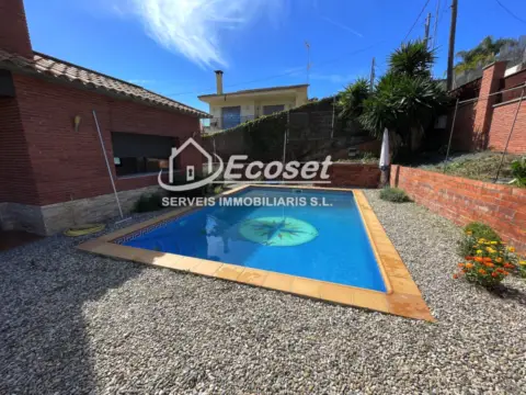 Chalet unifamiliar en Carrer Major
