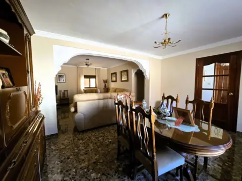 Casa en calle de Granada, 4