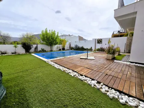 Chalet en calle Alcalde Don Manuel Martín, nº 11