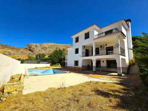 Chalet en calle del Pintor Murillo, 15