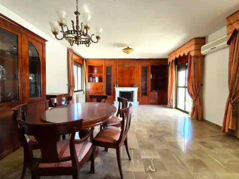 Chalet en calle del Pintor Murillo, 15