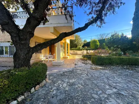 Chalet unifamiliar en Loja