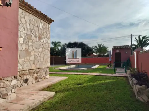 Chalet en Glorieta Rana Verde
