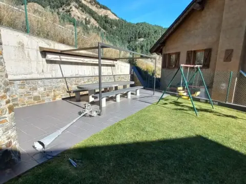 Xalet de 4 habitacions en venda a Xixerella, La Massana · 40 de 60