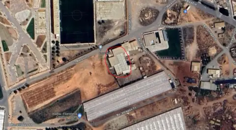 Nave comercial en calle del Maratón, 26