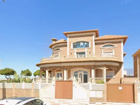 Chalet en Carretera de Ciudad de Cádiz, 42