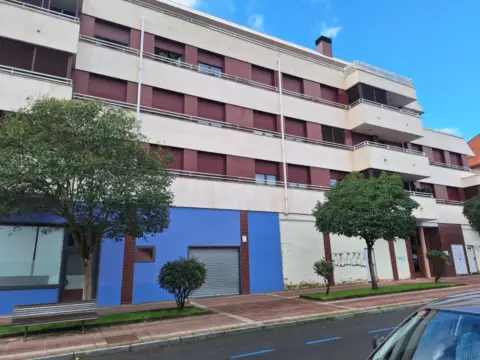 Local comercial en Talaia Bidea