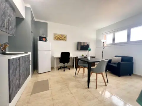 Estudio en Carrer de Smith