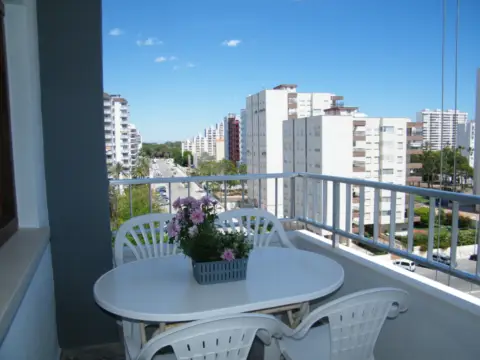 Apartamento en Carrer de La Rioja, 129