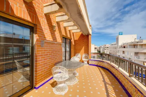 Ático en calle de Ramón Gallud