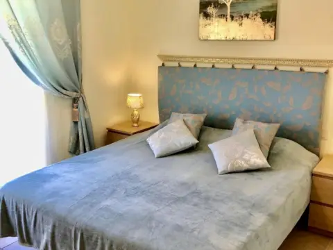 Chalet adosado en calle Beirut, 6