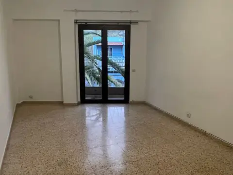 Piso en Avenida Sor Soledad Cobián