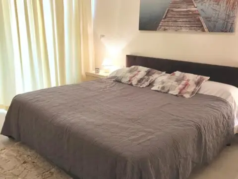 Piso en Avenida Marqués de Villanueva del Prado, 4