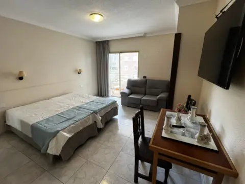 Estudio en calle Calafate, 1