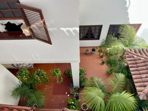 Casa adosada en calle Francisco Miranda