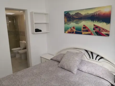 Chalet adosado en calle Las Adelfas