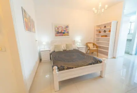 Piso en Avenida Familia Betancourt y Molina, 25