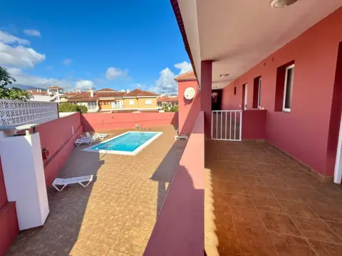 Ático en calle Doctor Celestino González Padrón, 12