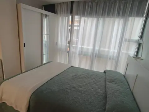 Estudio en calle La Hoya, 36