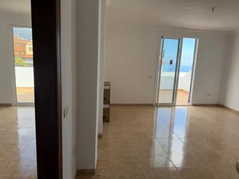 Piso en calle Tierra de Oro